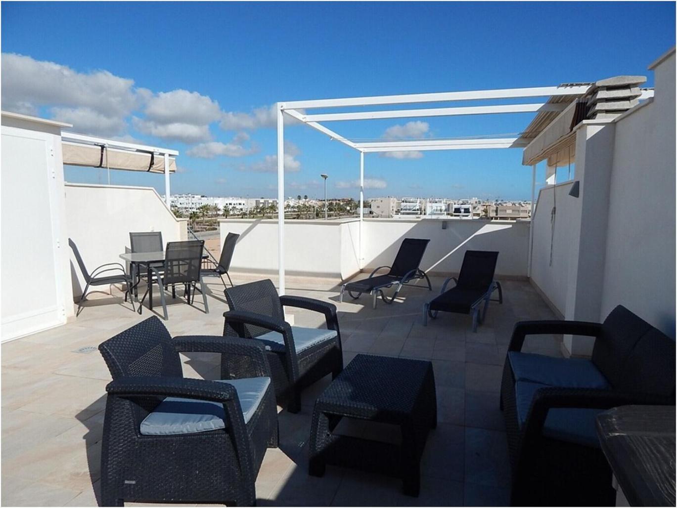 Trendy And Modern New Built 2 Bedroom Close To The Apartment *