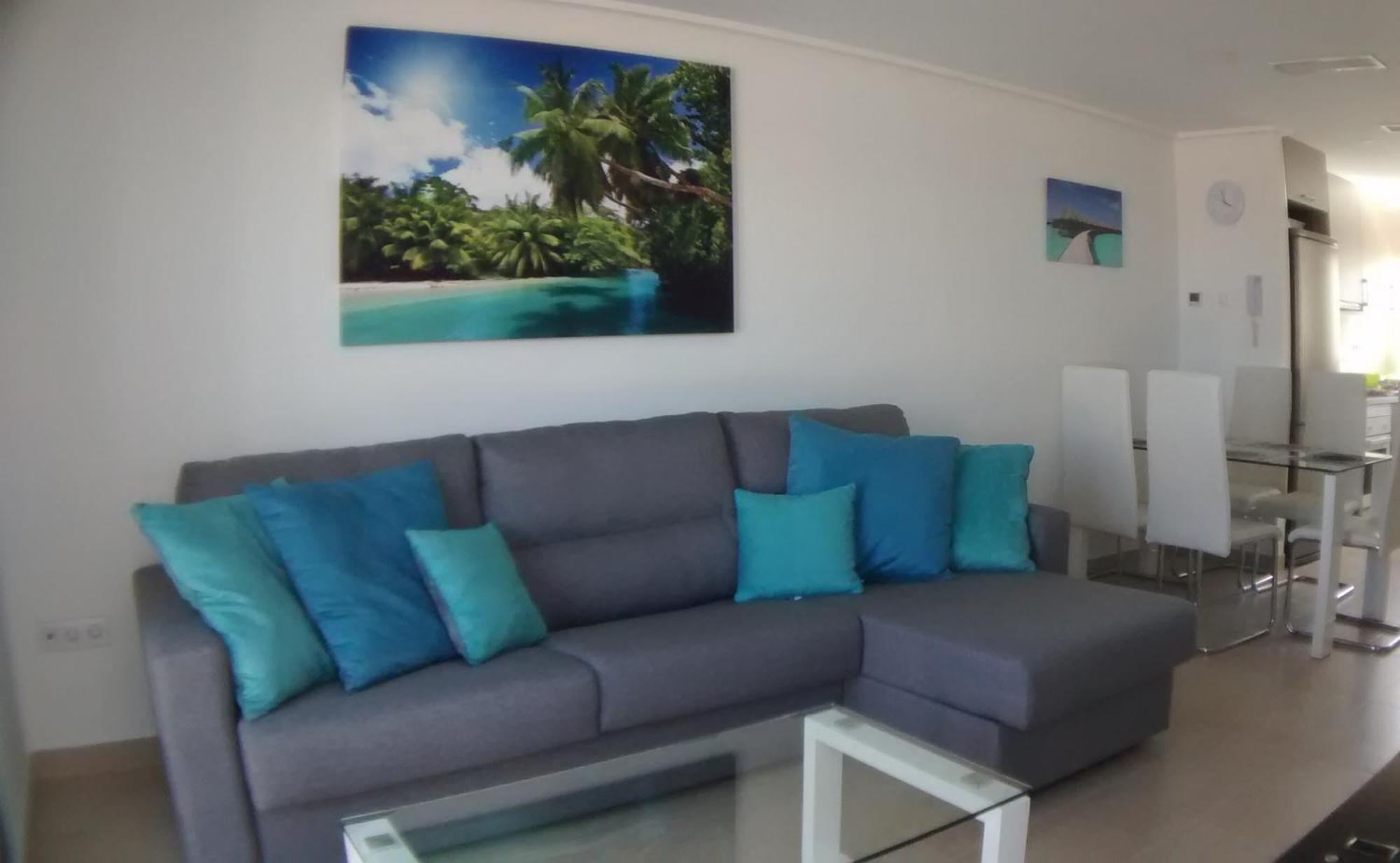 Apartment Trendy And Modern New Built 2 Bedroom Close To The